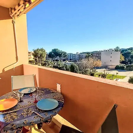 Les Rives De La Faviere-24 By Interhome Lägenhet Bormes-les-Mimosas